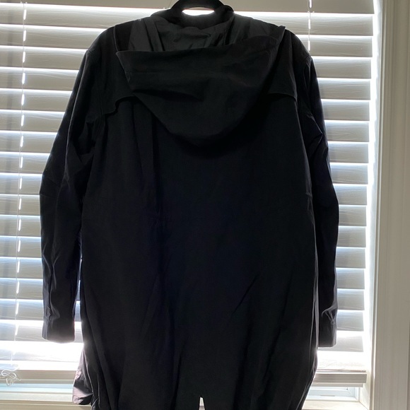 Lululemon &go Swing Trench - Picture 6 of 8